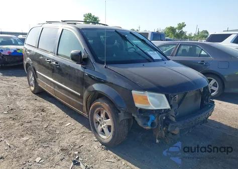 2010 Dodge Grand Caravan Sxt z USA, uszkodzony, nr VIN 2D4RN5D1XAR180316